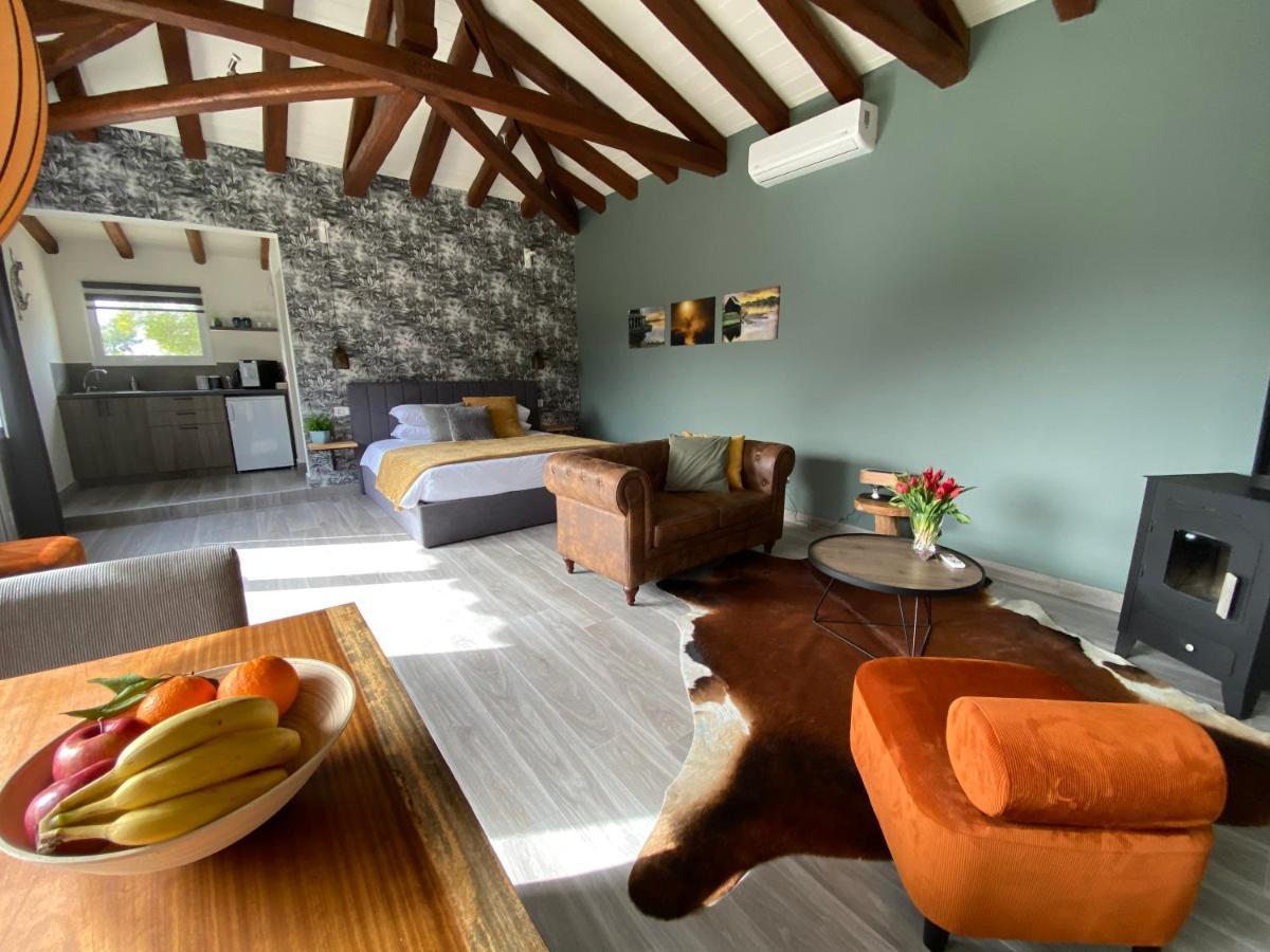 Villa Hylas Luxury Bed & Breakfast Kilada エクステリア 写真