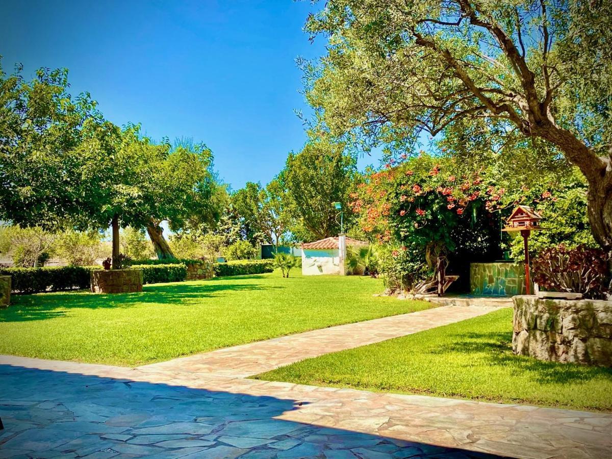 Villa Hylas Luxury Bed & Breakfast Kilada エクステリア 写真